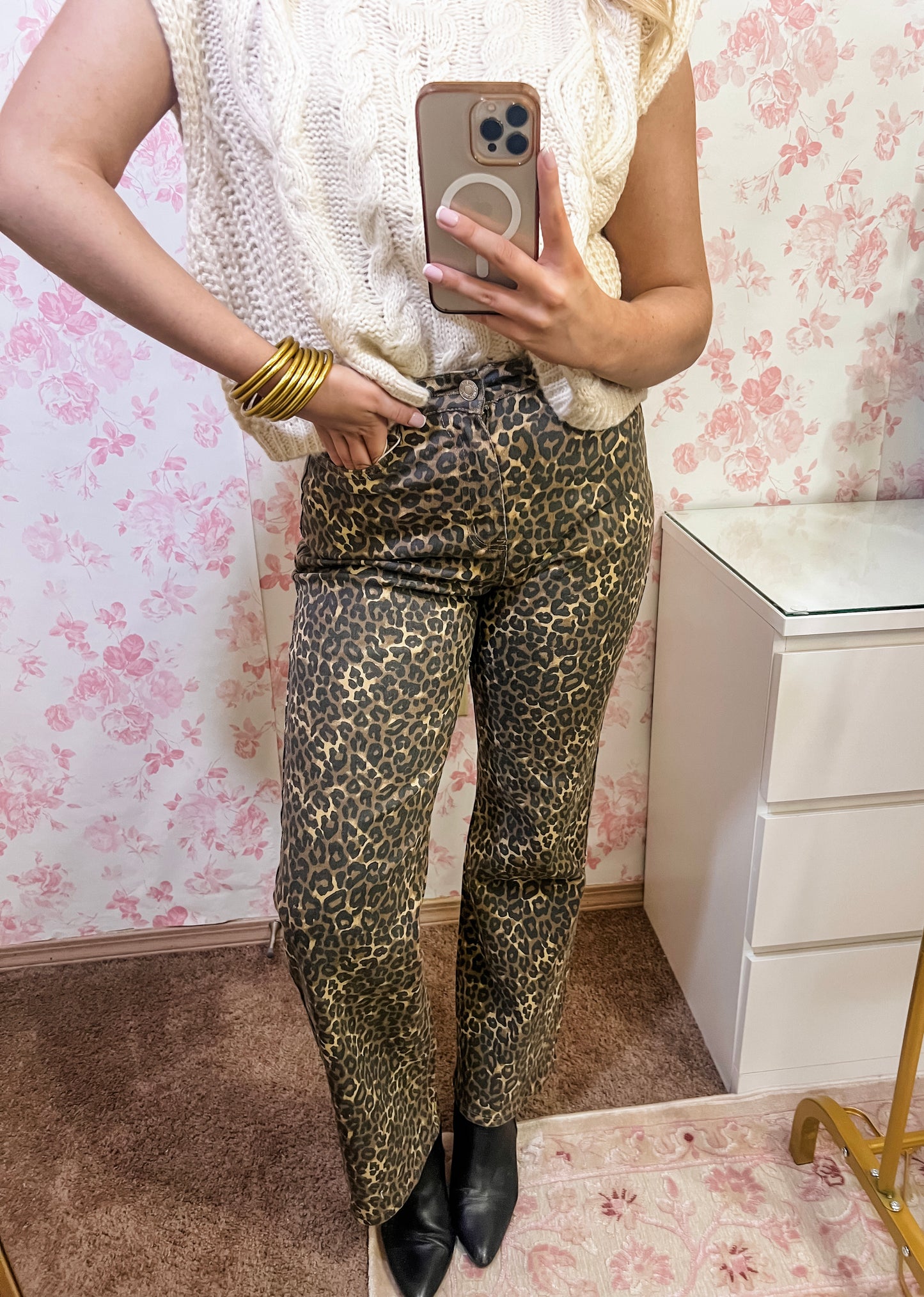 High Rise Wide-Leg Leopard Jeans