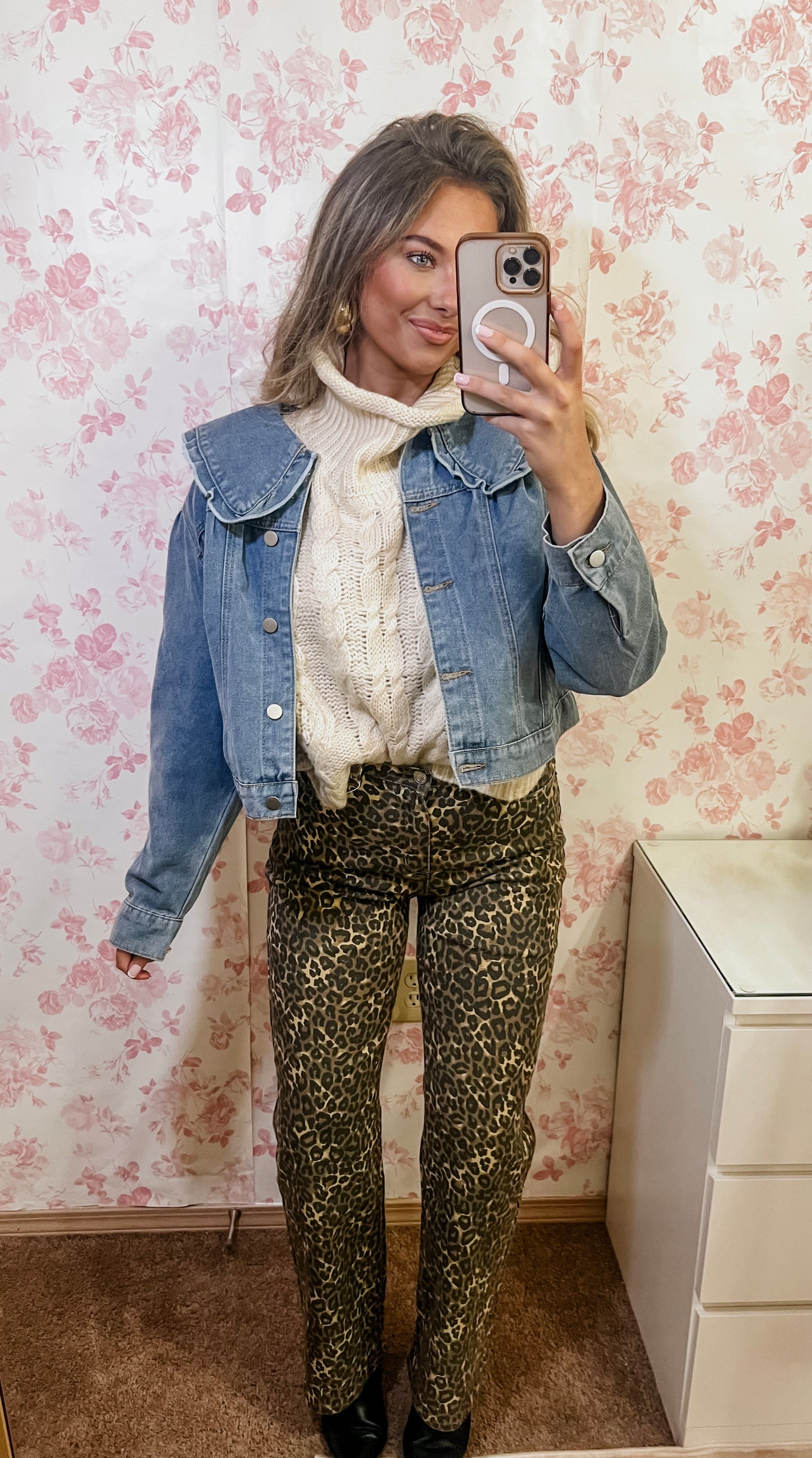High Rise Wide-Leg Leopard Jeans
